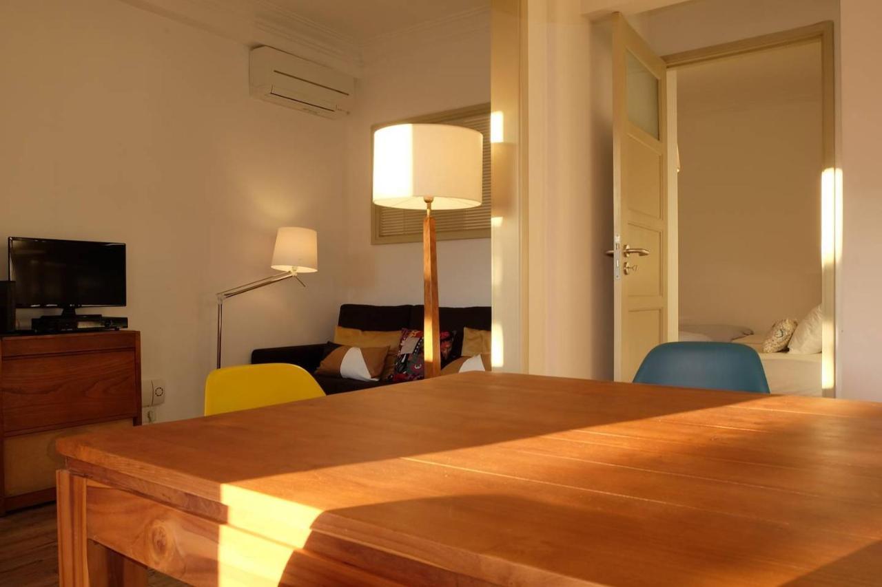 Central 2 Bedroom Apt W/Garden And Pantheon Views Lisboa Exteriör bild