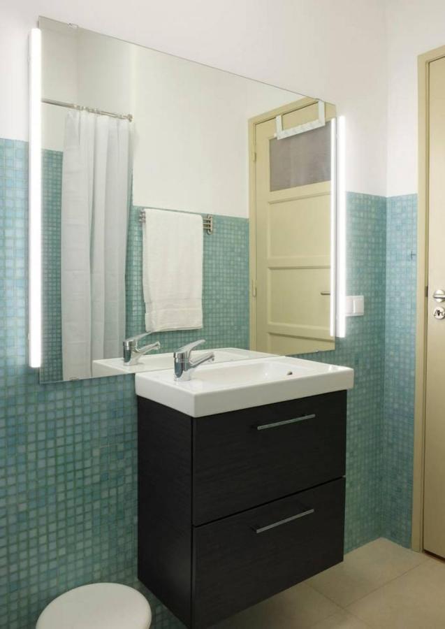 Central 2 Bedroom Apt W/Garden And Pantheon Views Lisboa Exteriör bild