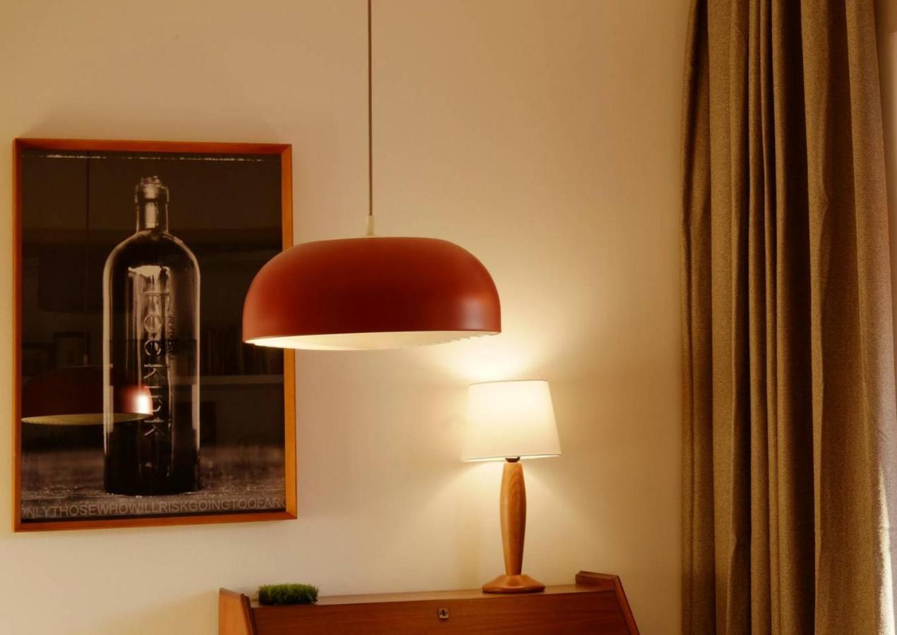 Central 2 Bedroom Apt W/Garden And Pantheon Views Lisboa Exteriör bild